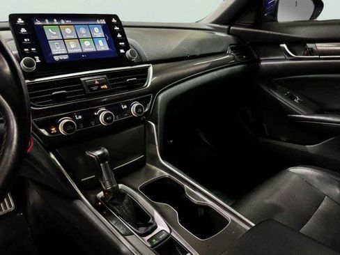 Used 2018 Honda Accord Sport image 22