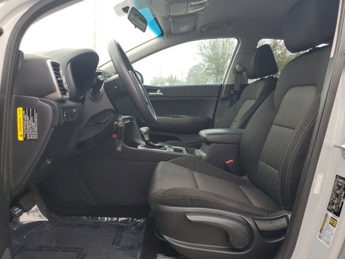 Used 2019 Kia Sportage LX FWD image 12