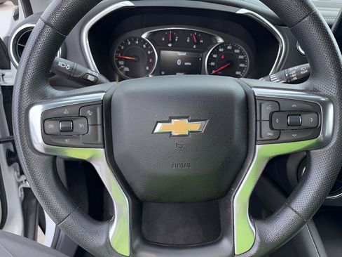 Used 2024 Chevrolet Blazer LT FWD image 13