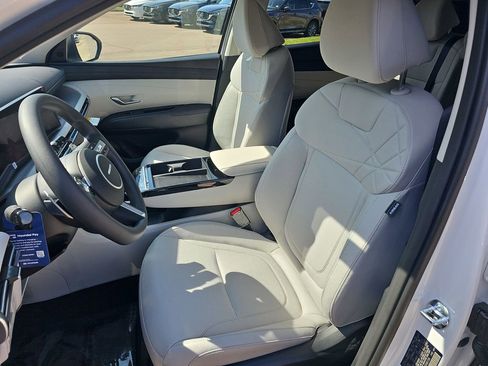 New 2026 Hyundai Tucson SEL image 16
