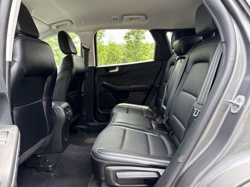 Used 2022 Ford Escape SEL image 14