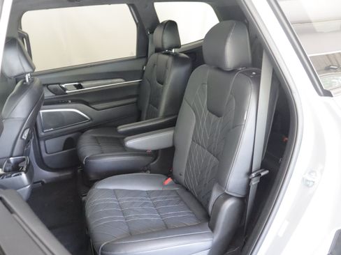 Used 2024 Kia Telluride SX Prestige X-Line AWD/4WD image 9