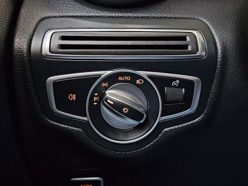Used 2019 Mercedes-Benz C 300 Sedan image 33
