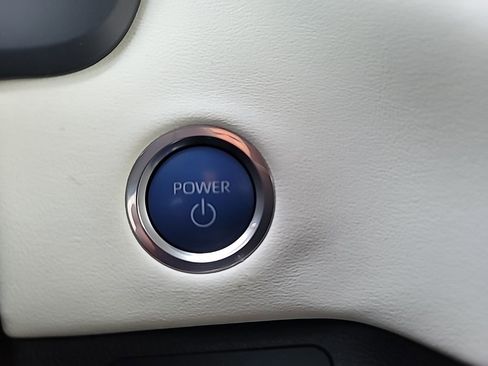 Used 2023 Toyota Sequoia Capstone image 26