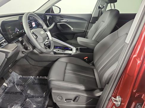 Used 2025 Audi Q5 Premium Plus w/ Premium Plus AWD/4WD image 25