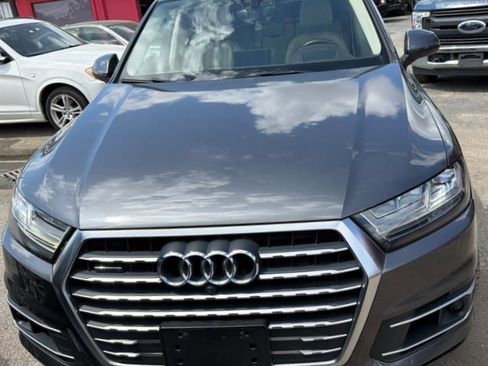 Used 2018 Audi Q7 3.0T Prestige AWD/4WD image 4