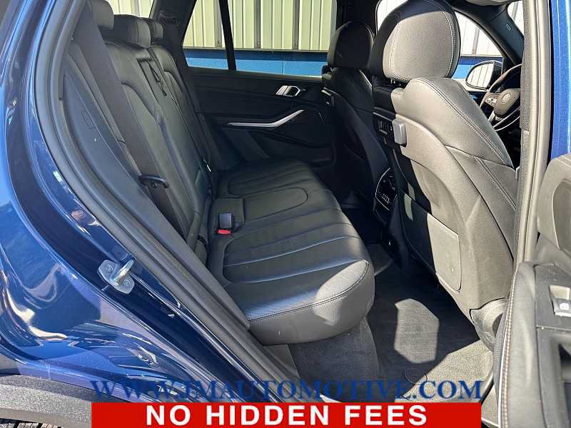 Used 2022 BMW X5 xDrive40i w/ Premium Package AWD/4WD image 18