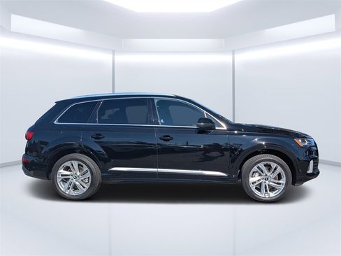 Used 2021 Audi Q7 2.0T Premium Plus w/ Premium Plus Package image 2