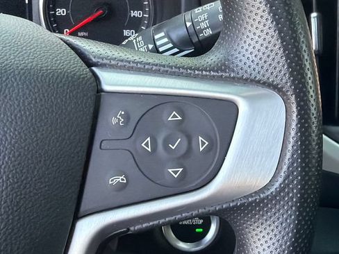 Used 2023 GMC Terrain SLE w/ Driver Convenience Package FWD image 26