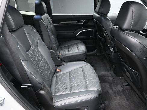 Certified 2025 Kia Telluride SX Prestige X-Line AWD/4WD image 39