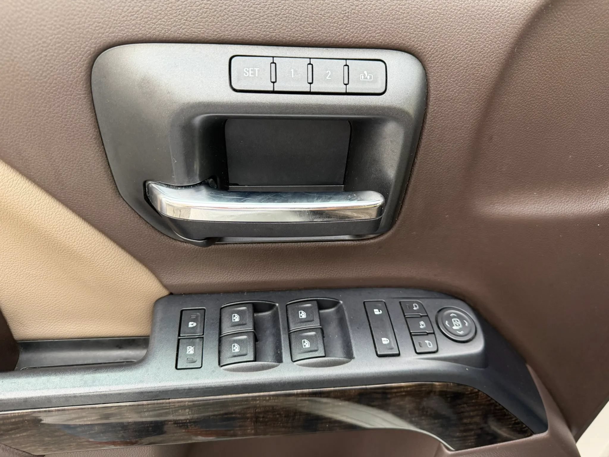 Used 2015 GMC Sierra 1500 Denali AWD/4WD image 13