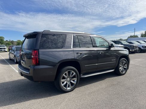Used 2018 Chevrolet Tahoe Premier image 2