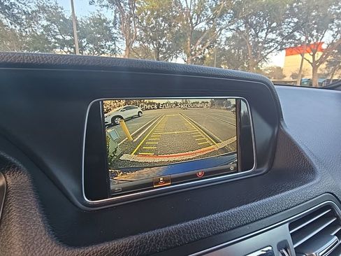 Used 2017 Mercedes-Benz E 400 E 400 image 46