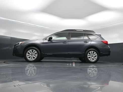 Used 2019 Subaru Outback 2.5i Premium AWD/4WD image 45