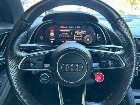 Used 2017 Audi R8 V10 AWD/4WD image 22
