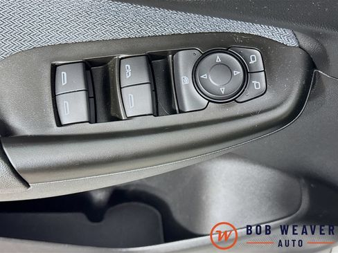 Used 2024 Chevrolet TrailBlazer LT w/ LT Cold Weather Package AWD/4WD image 21