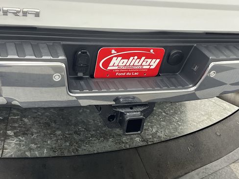 Used 2015 GMC Sierra 2500 SLT w/ Duramax Plus Package image 31