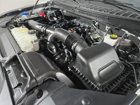 Certified 2023 Lincoln Navigator Reserve AWD/4WD image 19