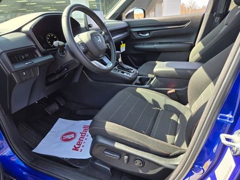 Used 2025 Honda CR-V Sport image 11