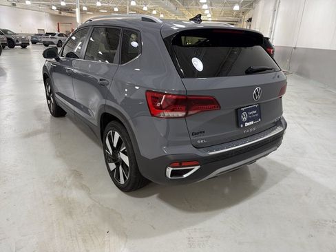 Certified 2024 Volkswagen Taos SEL AWD/4WD image 6
