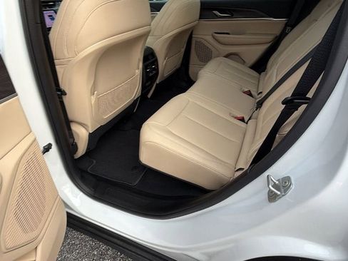 Used 2025 Jeep Grand Cherokee Limited w/ Trailer Tow Package image 20