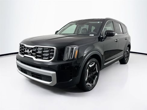 Used 2024 Kia Telluride S w/ S Sunroof Package image 2