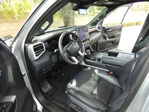 Used 2024 Toyota Tundra Platinum image 38