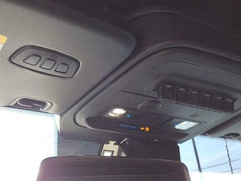 Used 2024 Ford Bronco Raptor w/ Interior Carbon Fiber Pack 6 AWD/4WD image 26