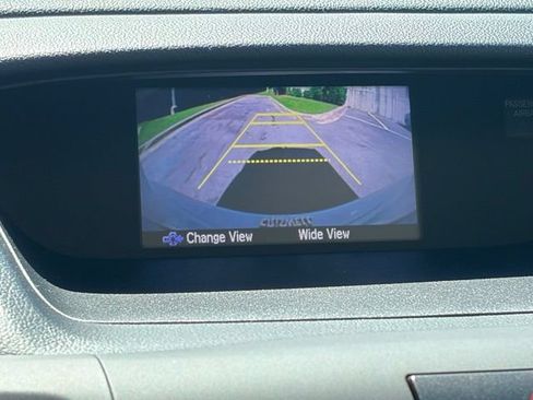 Used 2016 Honda CR-V LX image 3