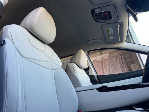 New 2026 Hyundai Tucson Blue SE image 17