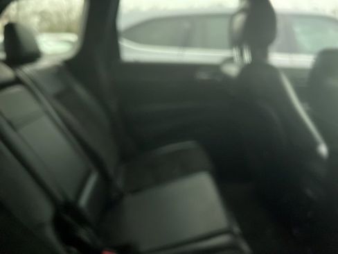 Used 2021 Jeep Grand Cherokee Laredo X image 11