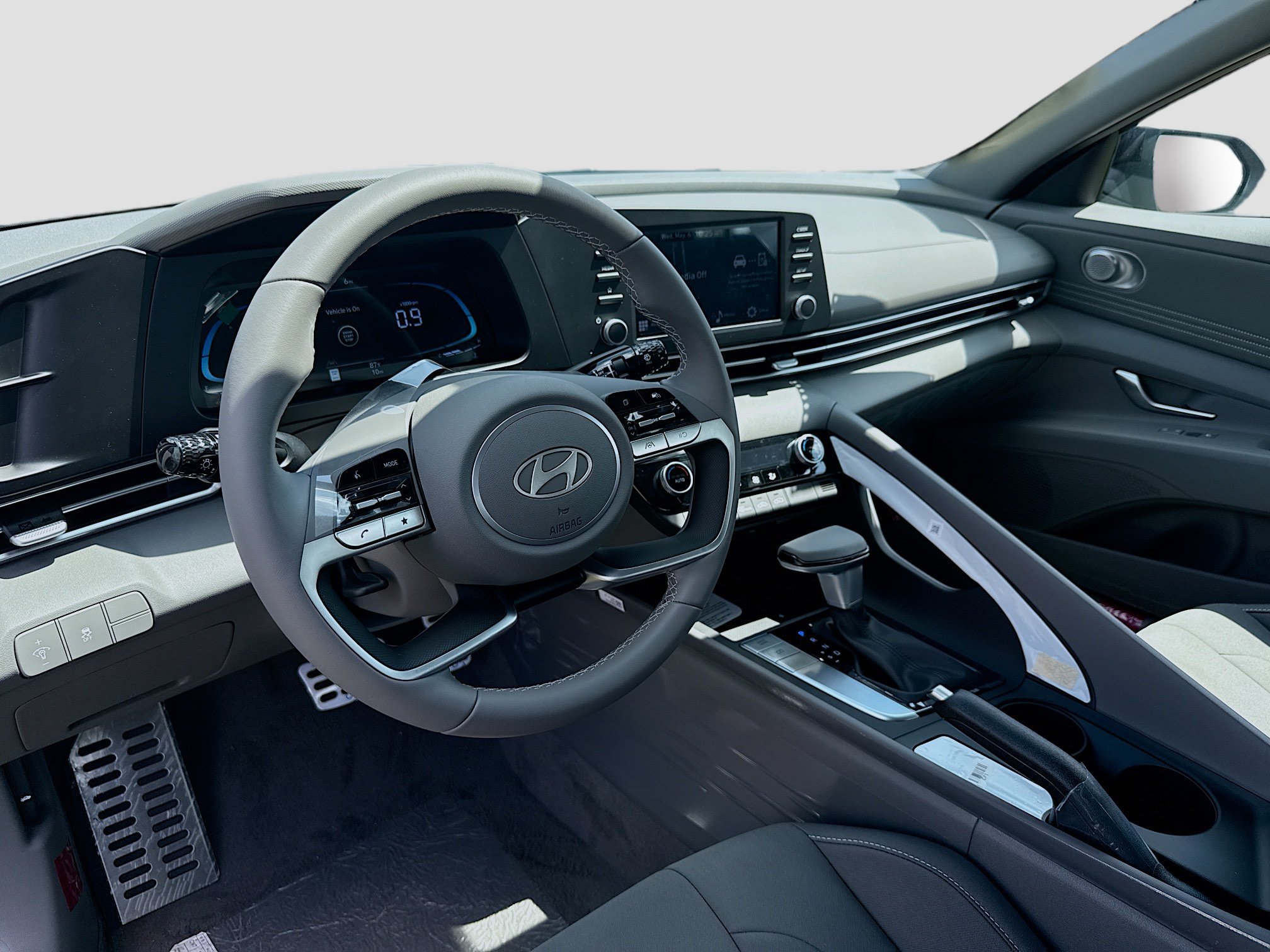 New 2026 Hyundai Elantra Sport FWD image 7
