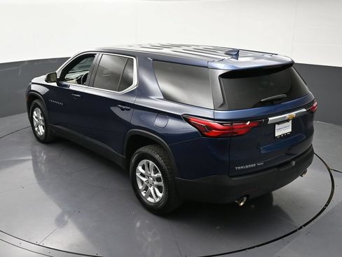 Used 2023 Chevrolet Traverse LS AWD/4WD image 18