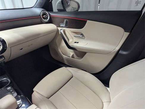 Used 2021 Mercedes-Benz A 220 A 220 image 8