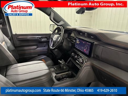 Used 2024 GMC Sierra 1500 AT4 w/ Technology Package AWD/4WD image 42