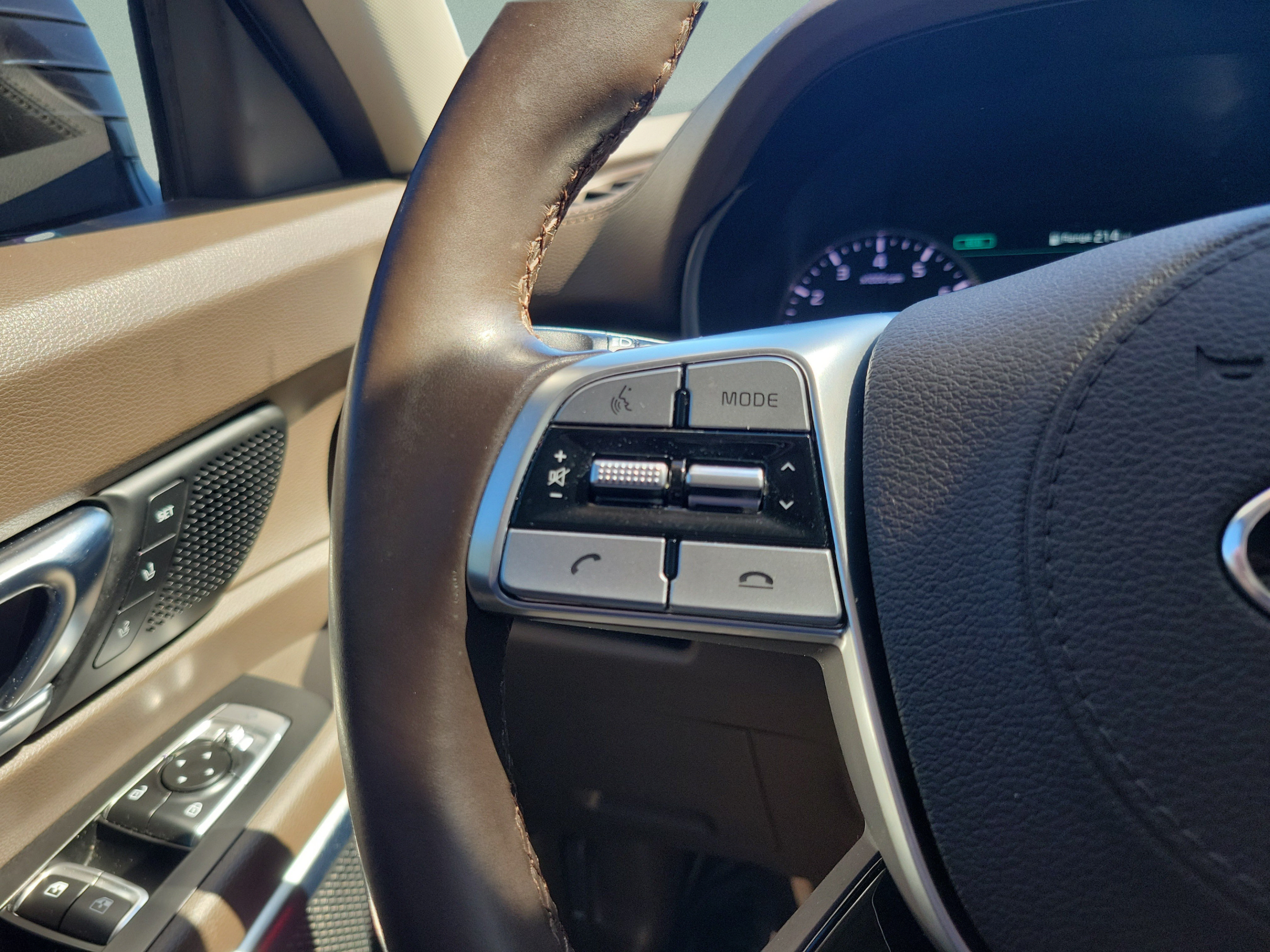 Used 2021 Kia Telluride SX w/ Nightfall Edition Package AWD/4WD image 21