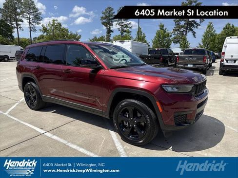 Certified 2024 Jeep Grand Cherokee L Laredo AWD/4WD image 1