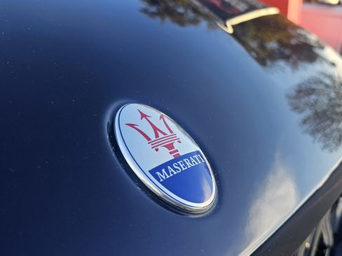 Used 2019 Maserati Levante GranLusso image 13