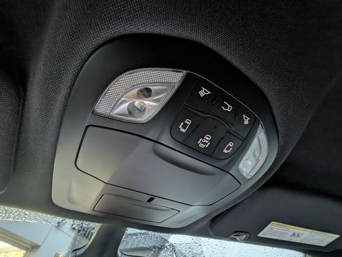 New 2026 Chrysler Voyager LX image 33