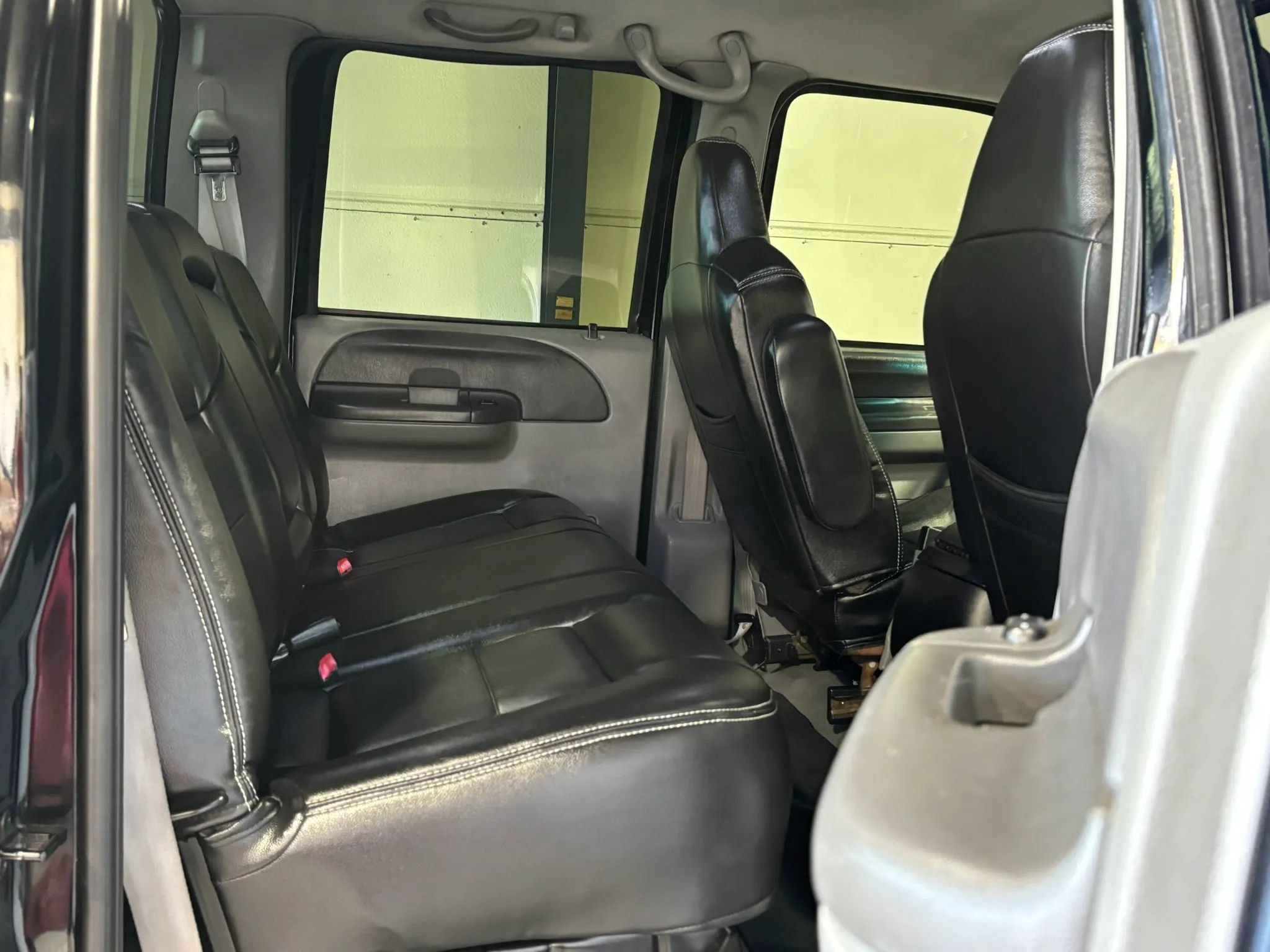 Used 2003 Ford F250 XLT AWD/4WD image 14