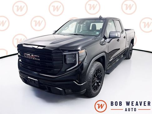 Used 2023 GMC Sierra 1500 Elevation AWD/4WD image 3
