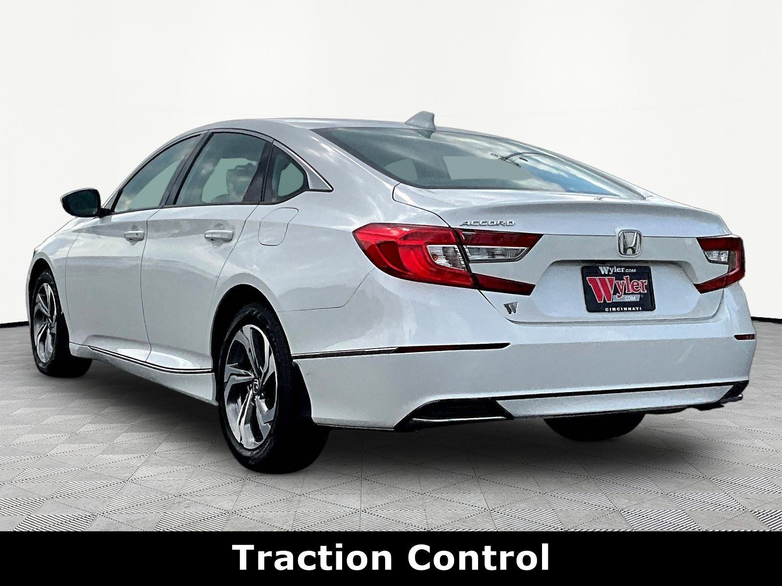Used 2019 Honda Accord EX image 4