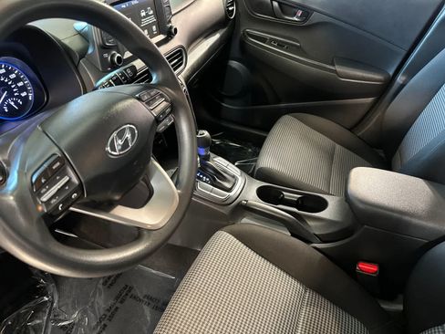 Used 2020 Hyundai Kona SE FWD image 12