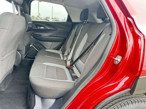 Used 2025 Chevrolet TrailBlazer LT image 37