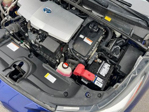 Used 2016 Toyota Prius Four Touring w/ Premium Convenience Package FWD image 40