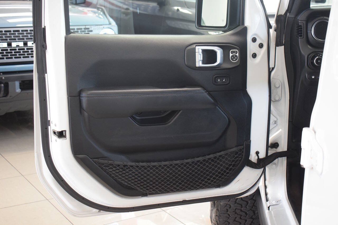 Used 2021 Jeep Wrangler Unlimited Rubicon 4xe w/ Steel Bumper Group AWD/4WD image 13