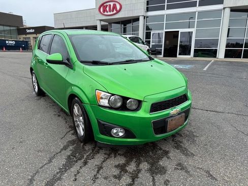 Used 2015 Chevrolet Sonic LT FWD image 4