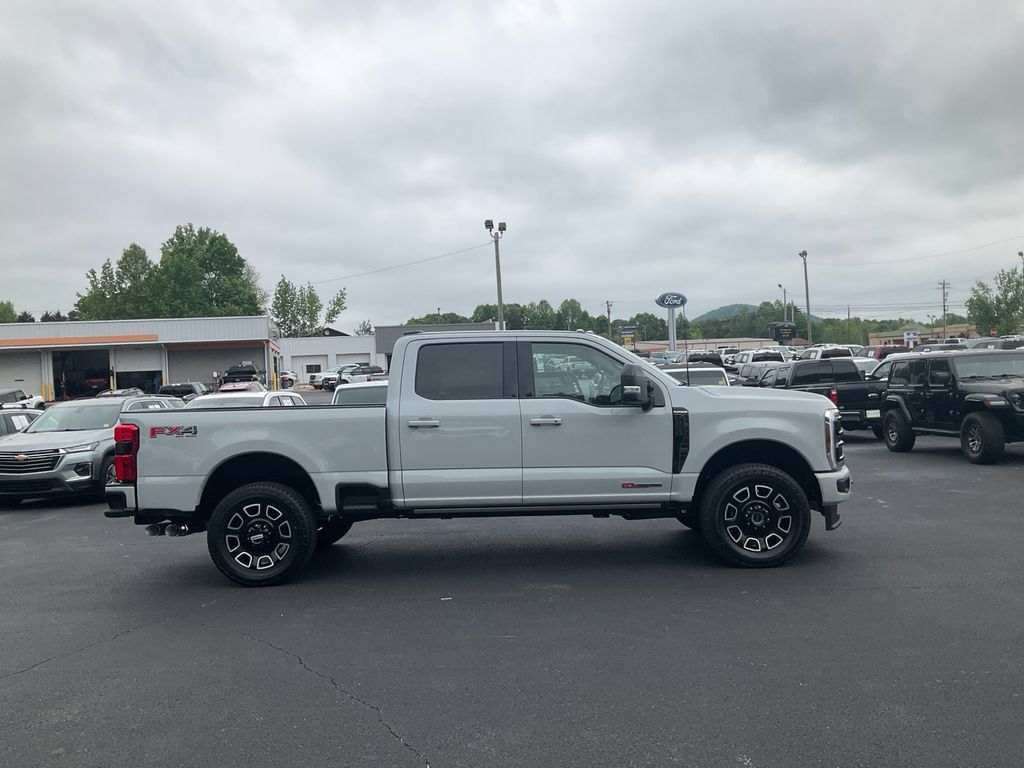 New 2026 Ford F250 Platinum AWD/4WD image 4