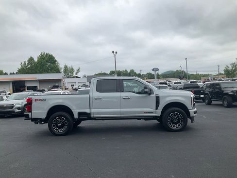 New 2026 Ford F250 Platinum AWD/4WD image 4