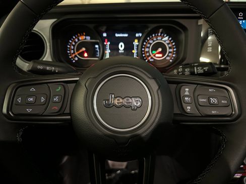 New 2025 Jeep Wrangler Unlimited Sport image 22